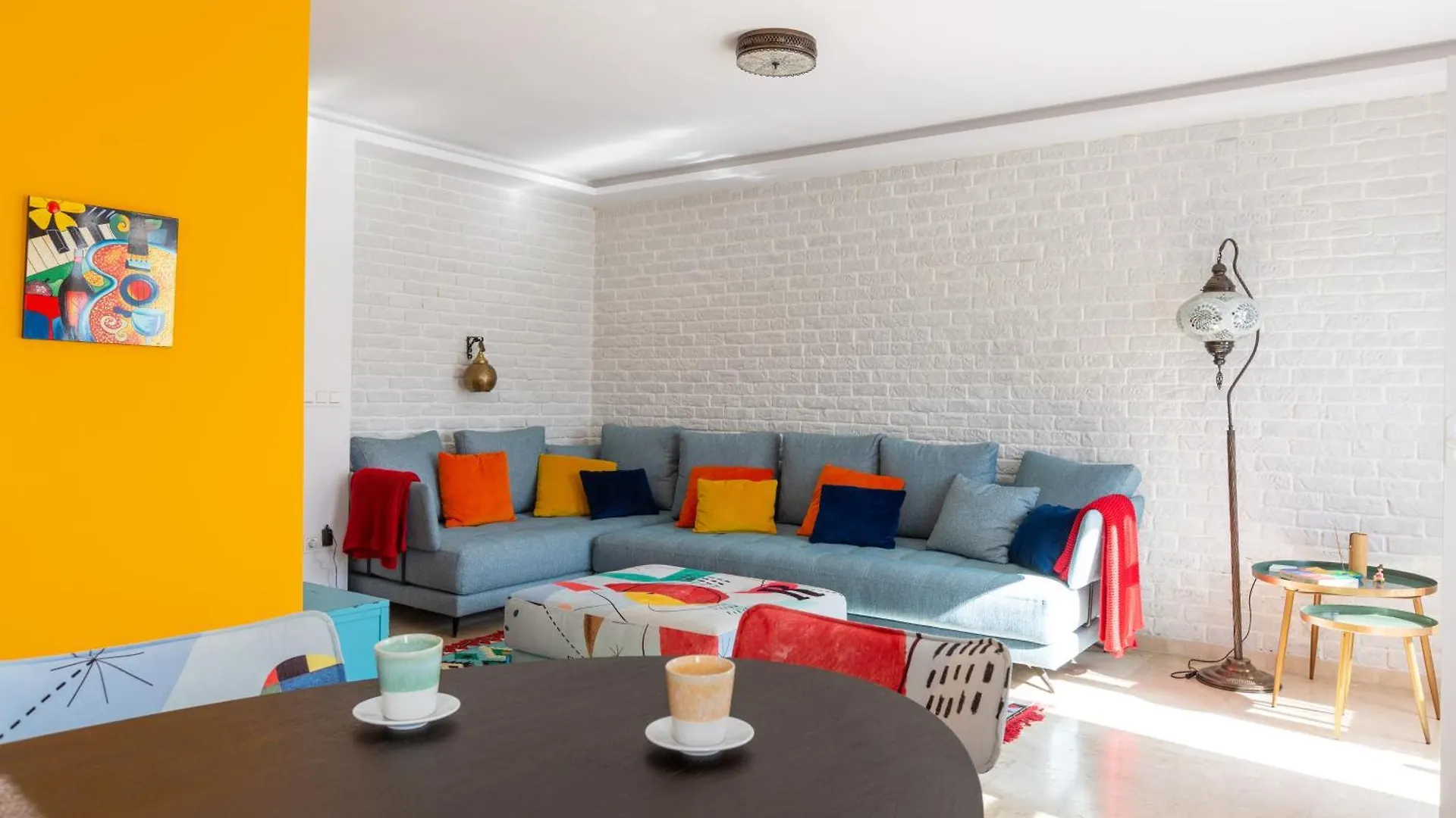 Malaga Centro Ii: Central And Bright Apartment With Balconies Spain