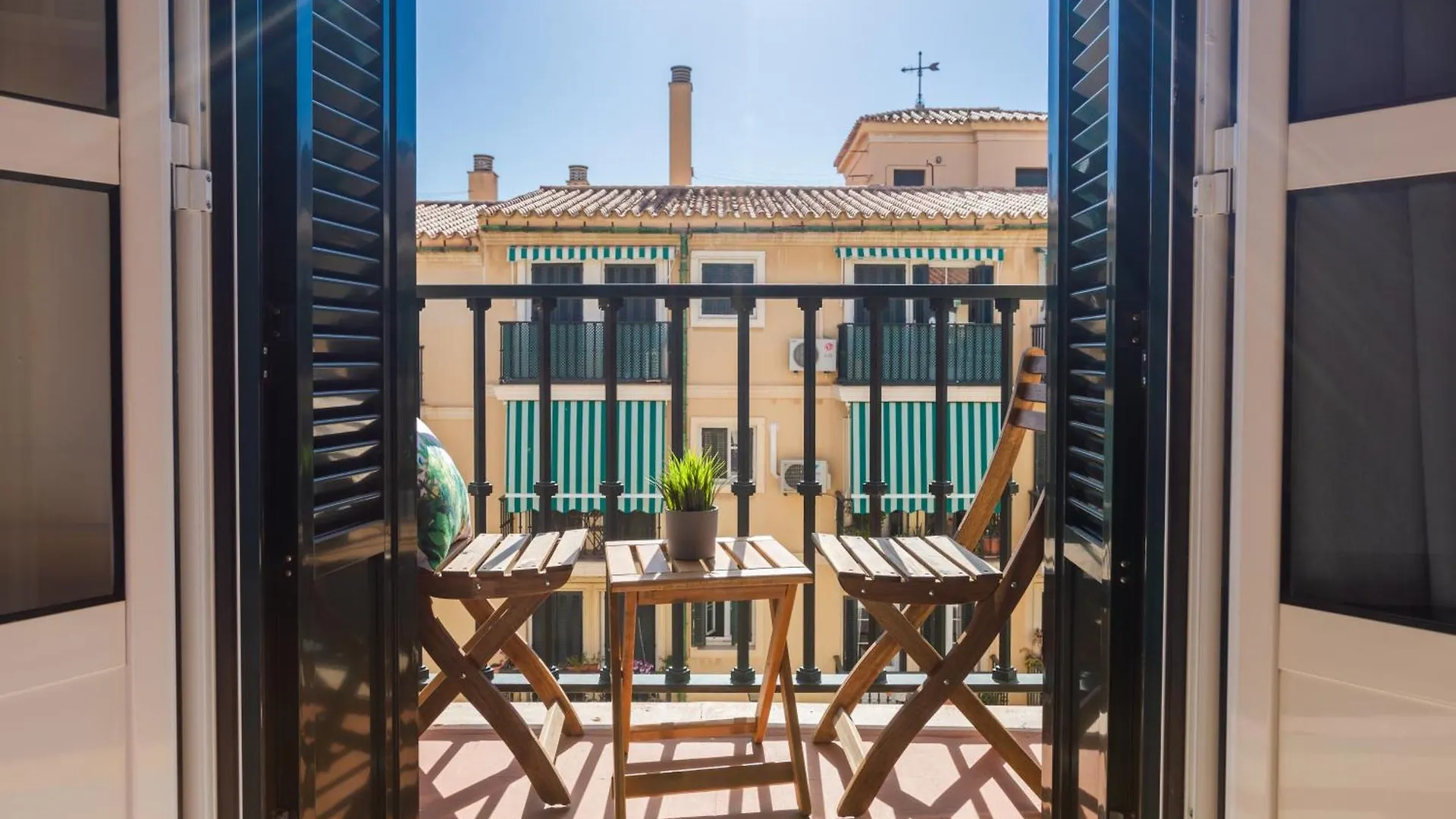 Malaga Centro Ii: Central And Bright Apartment With Balconies 0*,  Spain